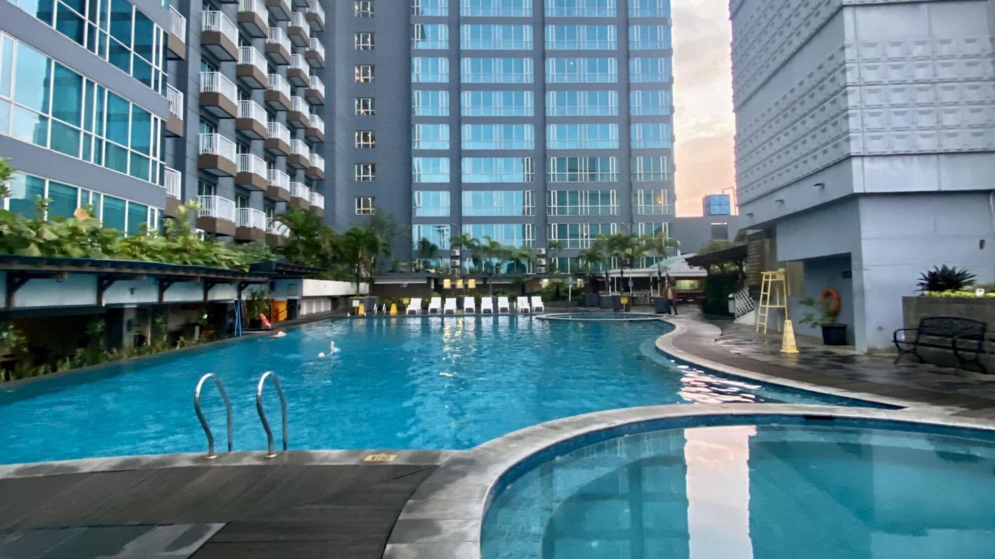 Kolam renang el hotel bandung